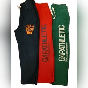 BUNDLE Sweatpants for boys. Size 6-7